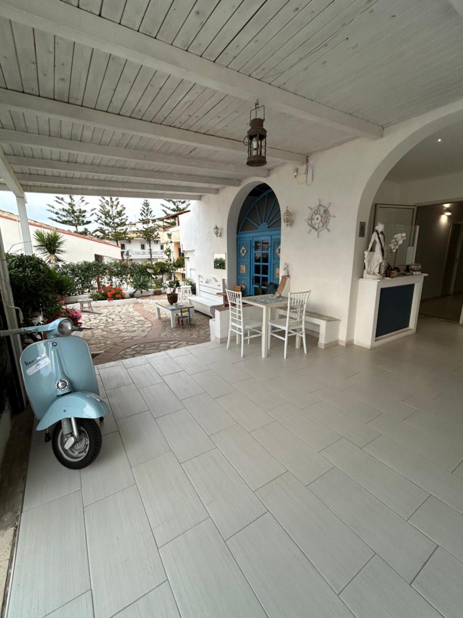 La Porta Del Mare Hotel Tropea Exterior foto
